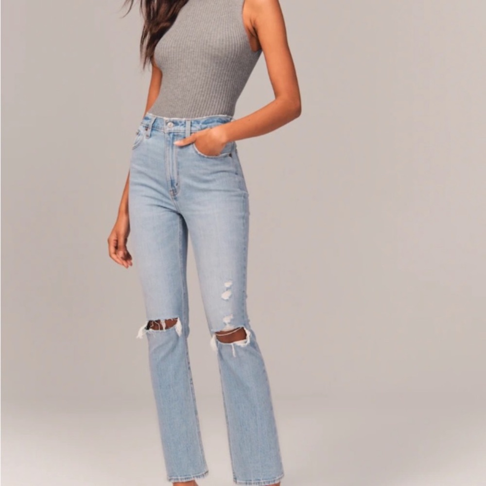 Abercrombie & Fitch Curve Love the Ankle Straight Ultra High Rise Jean 33/16R